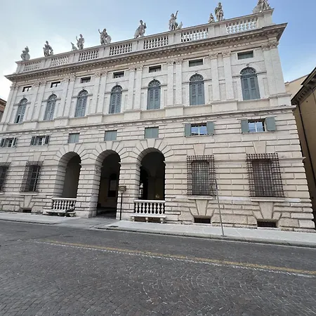 Apartmán Palazzo 44 *