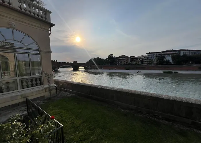 Palazzo 44 Appartamento *