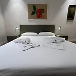 Palazzo 44 * ורונה