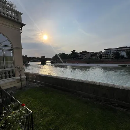 Palazzo 44 Apartment *